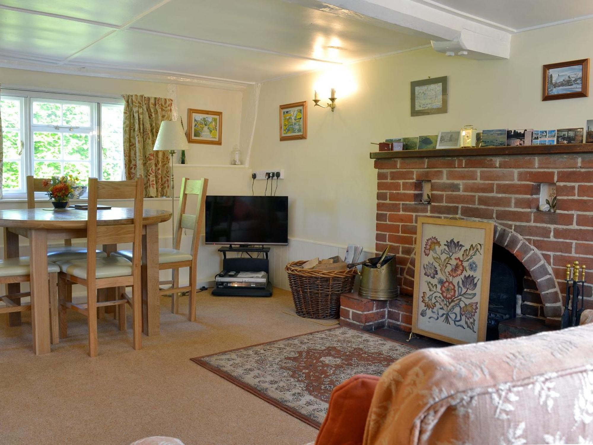 October Cottage Collingbourne Kingston Экстерьер фото